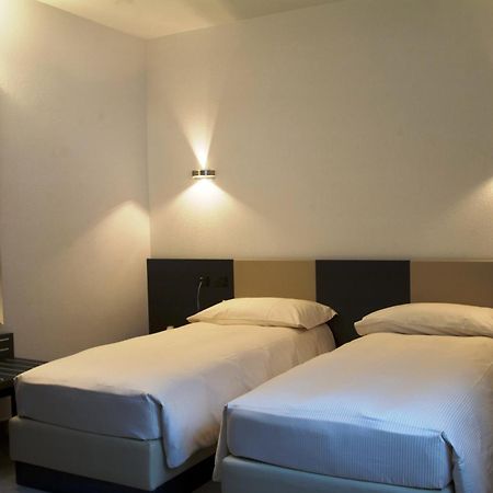 Hotel San Lorenzo เคียเวนนา ภายนอก รูปภาพ
